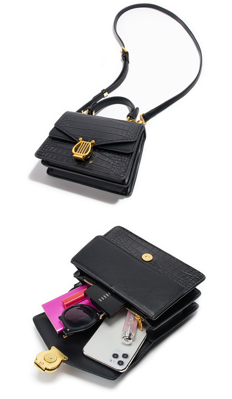 leather purse